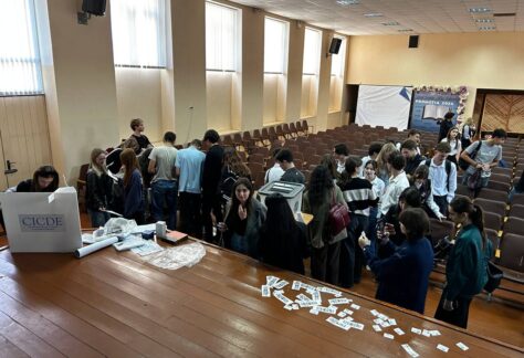 photo_5431529455316230664_y