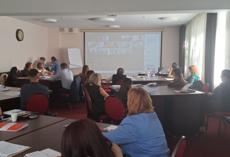 photo_5435950707535635455_y