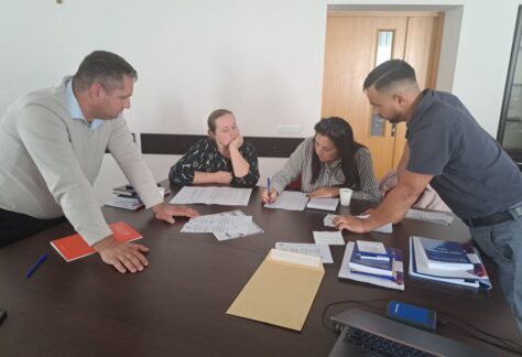 photo_5435950707535635494_y