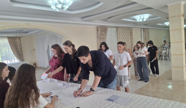 Tinerii au descoperit democrația dincolo de manuale la Școala electorală organizată de CICDE